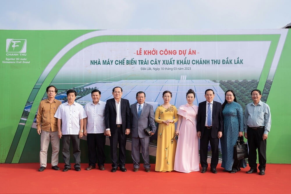 Đại biểu tham dự Lễ Khởi công Dự án Nhà máy chế biến trái cây xuất khẩu TQC Phước Phát Đắk Lắk